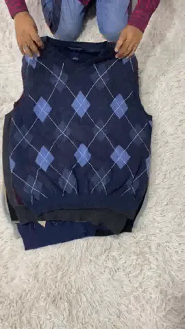 Diamond Sweater - 20 Pieces